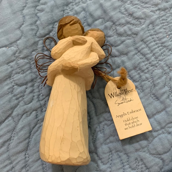 Willow Tree Accents Willow Tree Angels Embrace Figurine Wooden